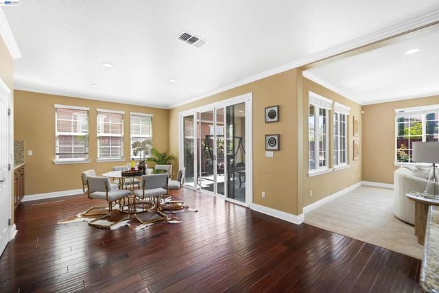 7800 Kennard Ln, San Ramon, CA 94582