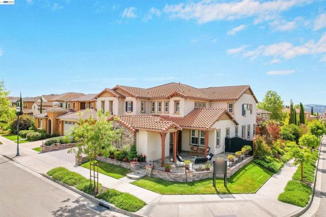 7800 Kennard Ln, San Ramon, CA 94582