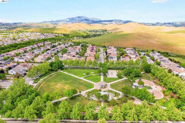 7800 Kennard Ln, San Ramon, CA 94582