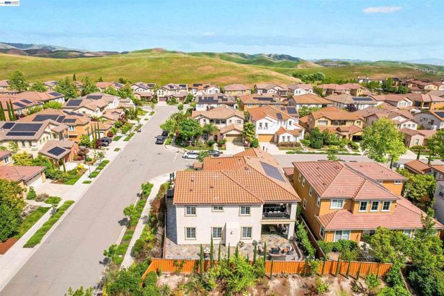 7800 Kennard Ln, San Ramon, CA 94582