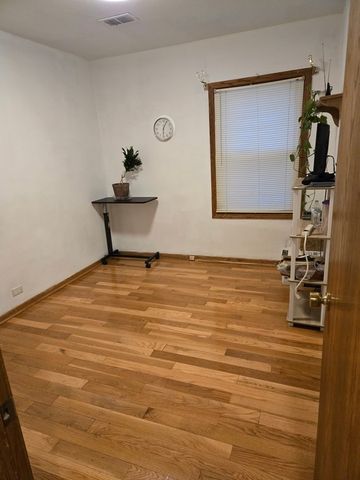 4325 W 99th Place, Oak Lawn, IL 60453