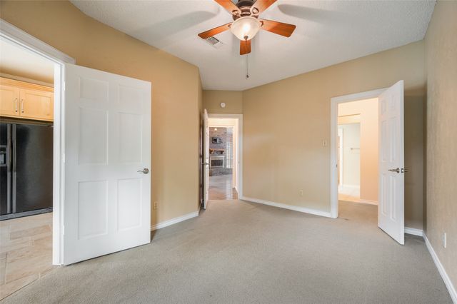 3202 Silent Oak, Farmers Branch, TX 75234