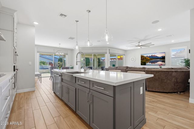 13963 W CYPRESS Street, Goodyear, AZ 85395