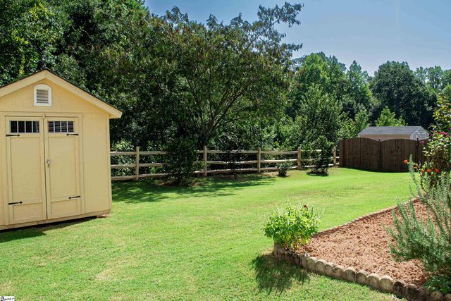 32 Cardinal Creek Drive, Greenville, SC 29607