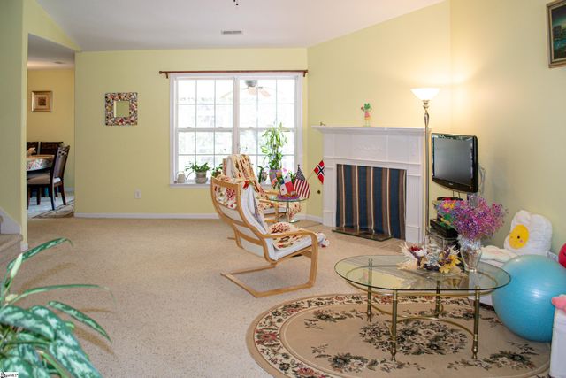 32 Cardinal Creek Drive, Greenville, SC 29607