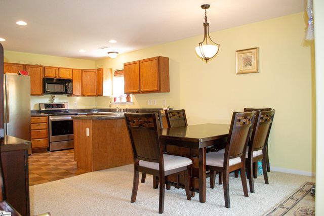 32 Cardinal Creek Drive, Greenville, SC 29607