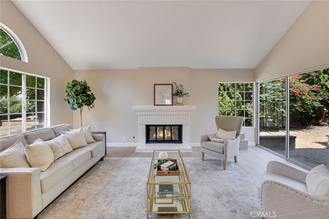 2014 Calle Francesca, San Dimas, CA 91773