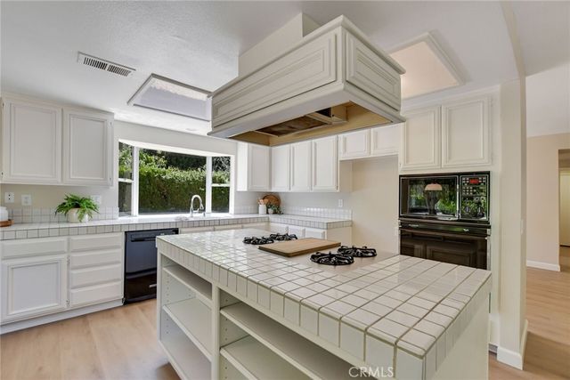 2014 Calle Francesca, San Dimas, CA 91773