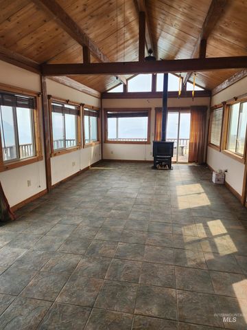 141 Shuck Creek Road, White Bird, ID 83554