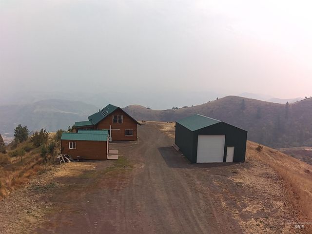 141 Shuck Creek Road, White Bird, ID 83554