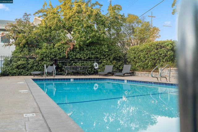 1089 Wesley Ct. 8, Walnut Creek, CA 94597