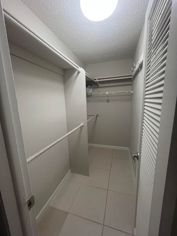 93 Normandy B, Delray Beach, FL 33484