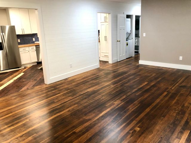 1221 S Austin Ave, Georgetown, TX 78626