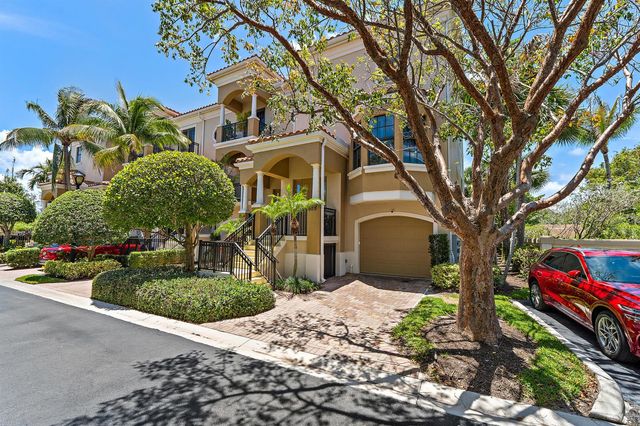 605 Del Sol Circle, Tequesta, FL 33469