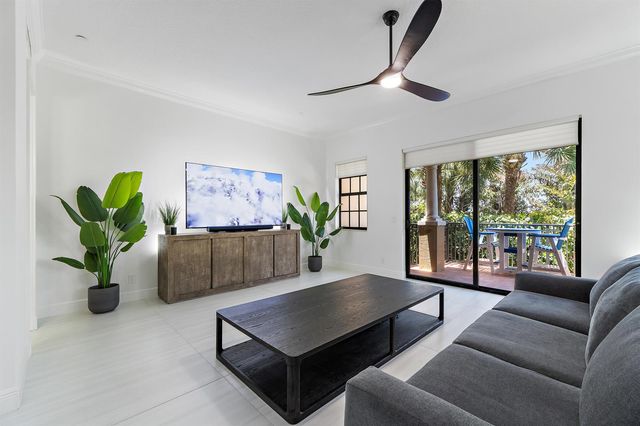 605 Del Sol Circle, Tequesta, FL 33469