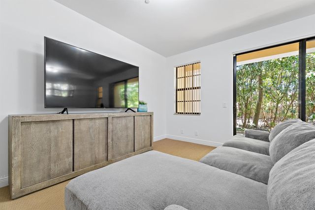605 Del Sol Circle, Tequesta, FL 33469