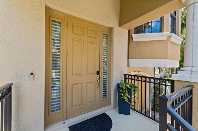 605 Del Sol Circle, Tequesta, FL 33469