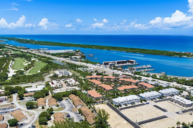 605 Del Sol Circle, Tequesta, FL 33469
