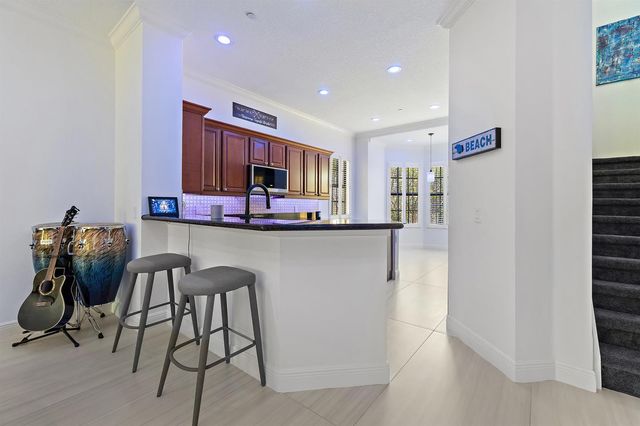 605 Del Sol Circle, Tequesta, FL 33469
