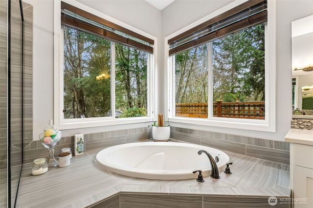 14521 189th Avenue Ct E, Bonney Lake, WA 98391