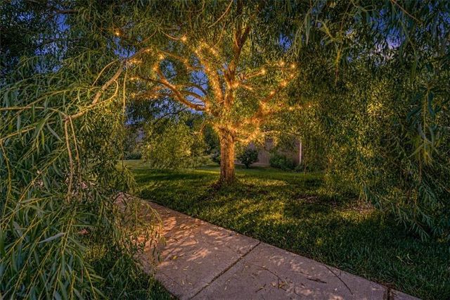 1300 N 4th St East Street, Louisburg, KS 66053