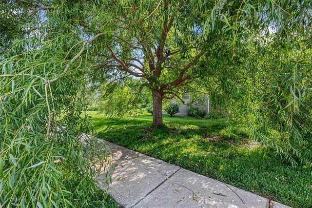 1300 N 4th St East Street, Louisburg, KS 66053