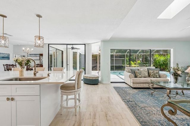 4627 TRAILS DRIVE, Sarasota, FL 34232
