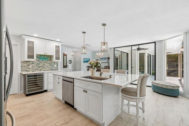 4627 TRAILS DRIVE, Sarasota, FL 34232