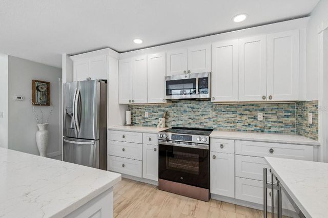 4627 TRAILS DRIVE, Sarasota, FL 34232