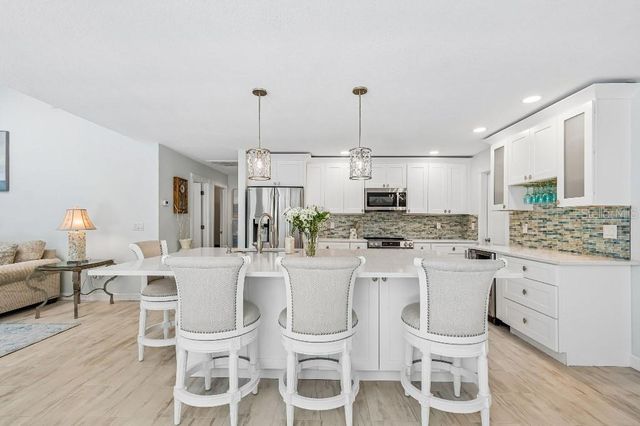 4627 TRAILS DRIVE, Sarasota, FL 34232