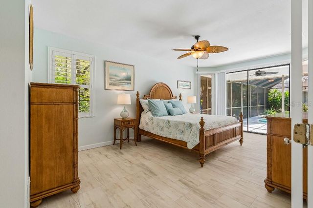 4627 TRAILS DRIVE, Sarasota, FL 34232