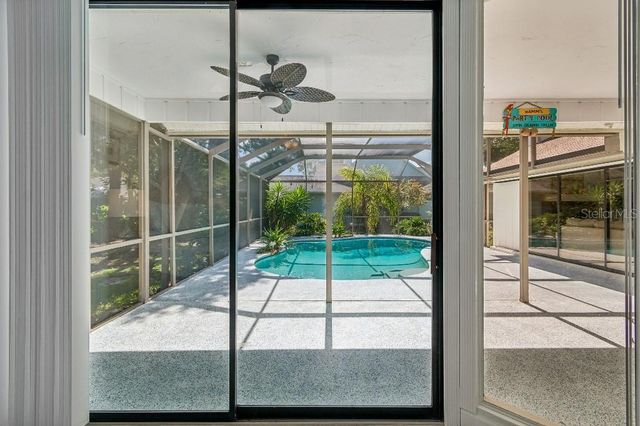 4627 TRAILS DRIVE, Sarasota, FL 34232