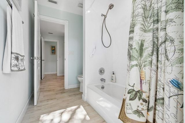 4627 TRAILS DRIVE, Sarasota, FL 34232
