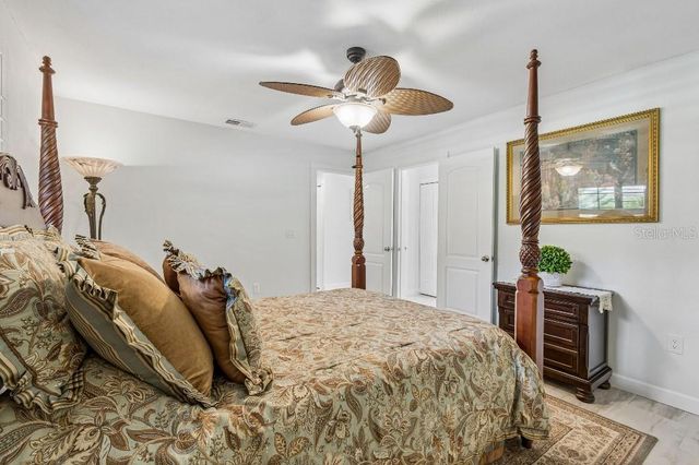 4627 TRAILS DRIVE, Sarasota, FL 34232