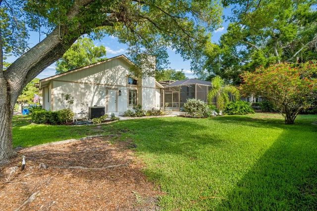 4627 TRAILS DRIVE, Sarasota, FL 34232