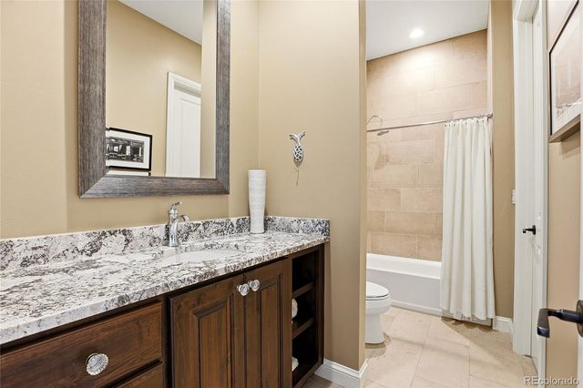 27165 E Long Place, Aurora, CO 80016