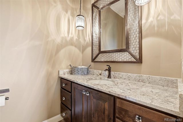27165 E Long Place, Aurora, CO 80016