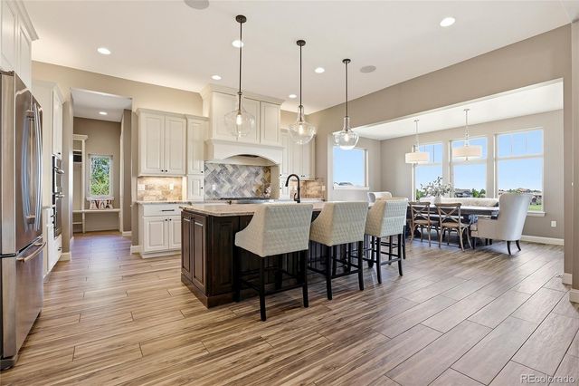 27165 E Long Place, Aurora, CO 80016