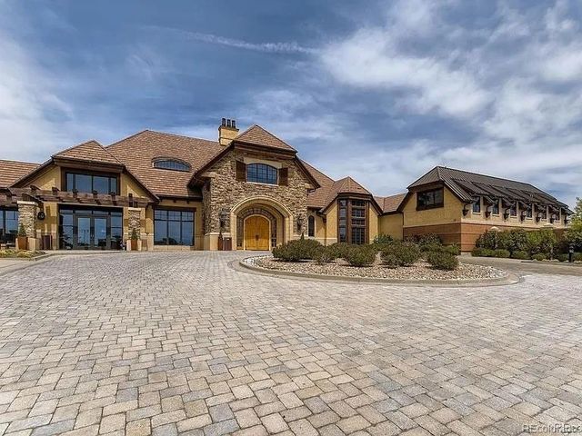 27165 E Long Place, Aurora, CO 80016