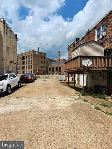 2061 SIMON ST, Philadelphia, PA 19124