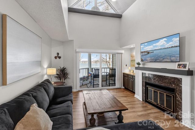 345 Northwest Drive, Davidson, NC 28036