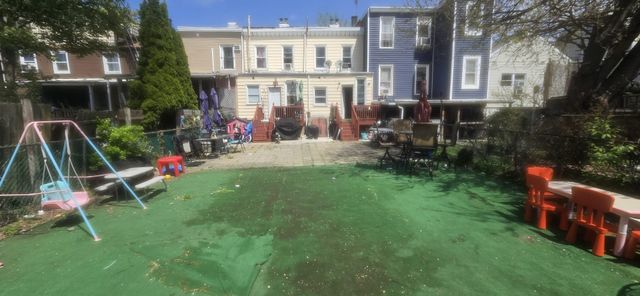 513 6TH ST, Union City, NJ 07087