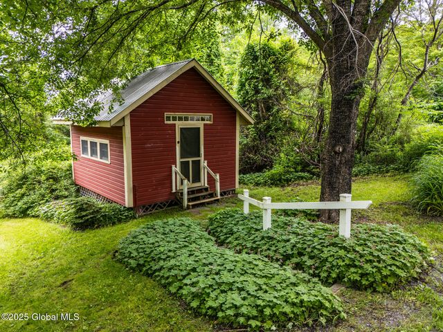1121 Lundy Road, Hartford, NY 12832