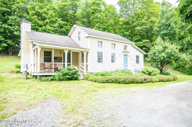 1121 Lundy Road, Hartford, NY 12832