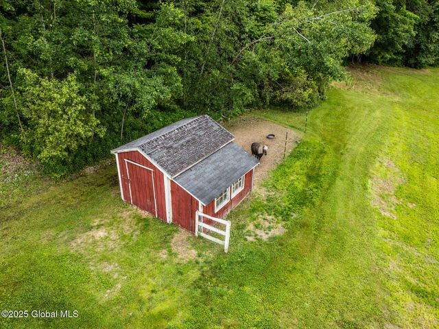 1121 Lundy Road, Hartford, NY 12832