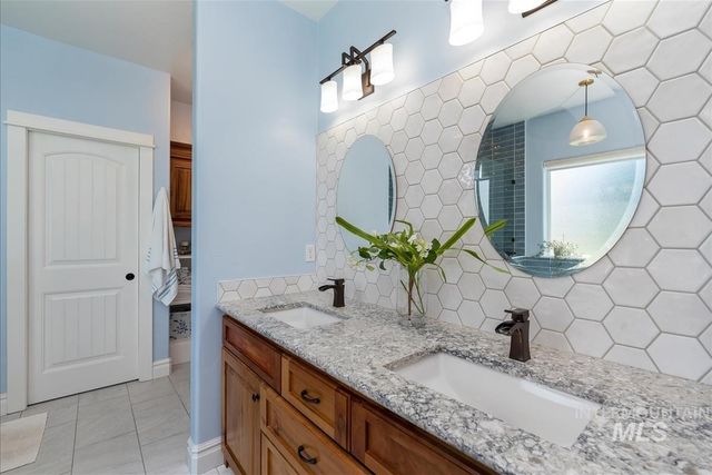 4578 W Montage Dr, Eagle, ID 83616