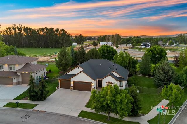 4578 W Montage Dr, Eagle, ID 83616