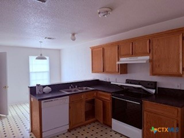 3402 Zephyr Road a, Killeen, TX 76543