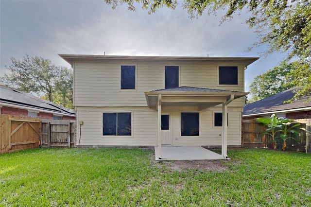 32334 Summer Park Lane, Conroe, TX 77385