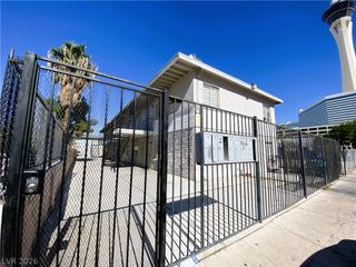 230 West Boston Avenue 7, Las Vegas, NV 89102